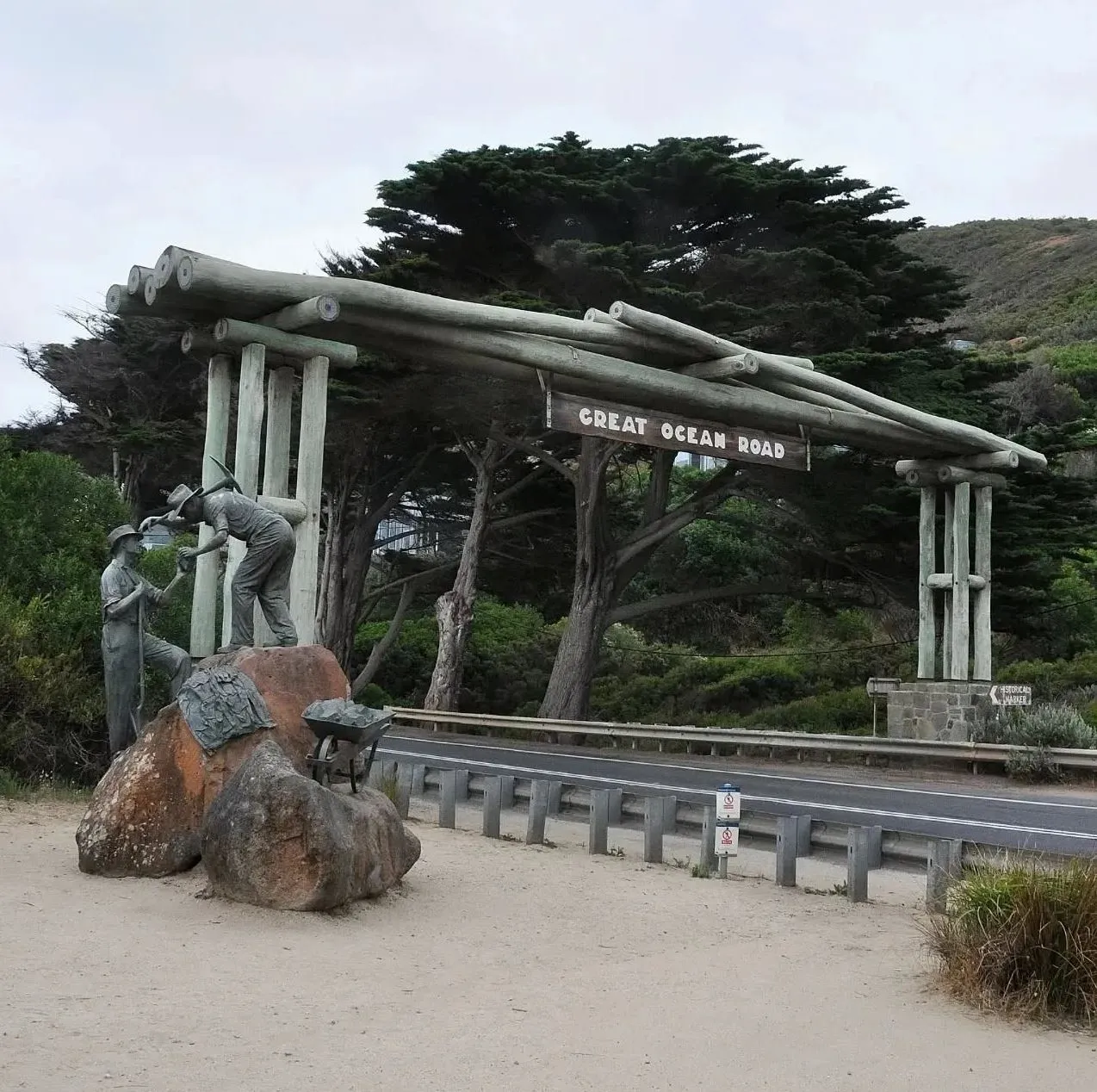 twistedwheel | Fun Facts About the Great Ocean Road
